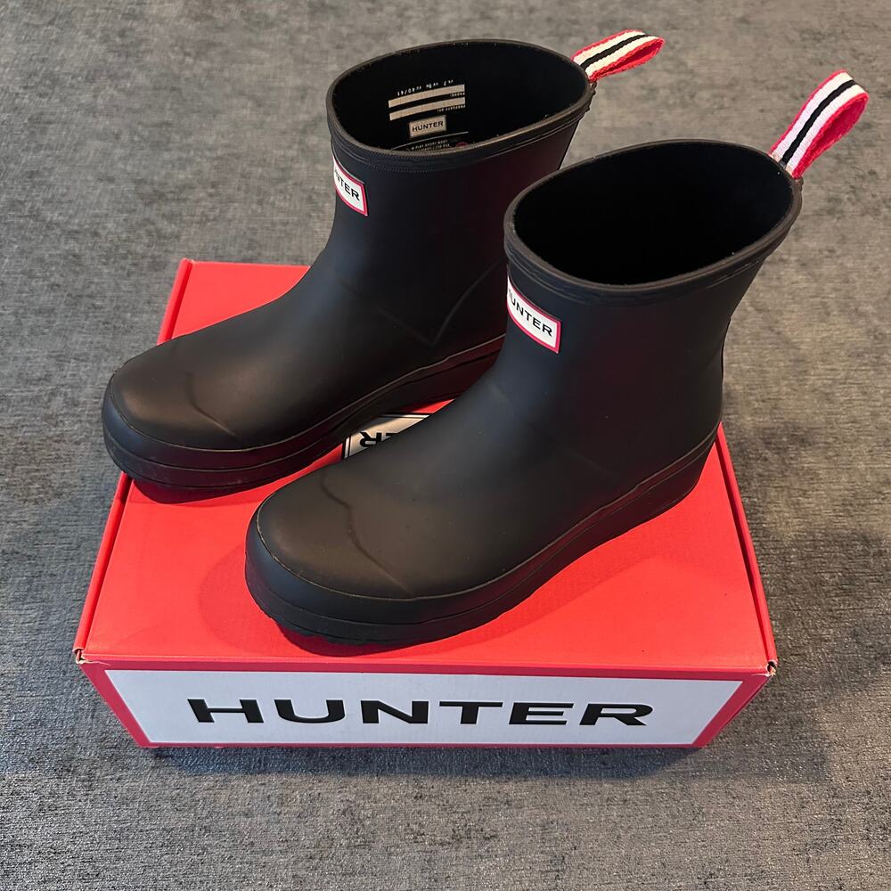 Hunter Womens Play Short Boot Black Rubber Ankle Rain Boots Size US 9 WFS2020RMA